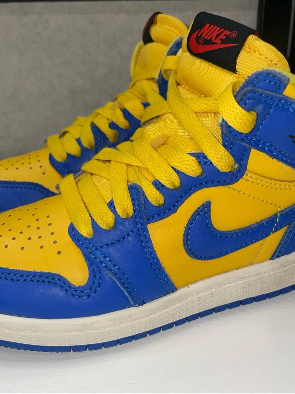 Jordan 1 Retro High Og Kids Shoes Boy/ Girl Yellow Blue Reverse Laney Size 12C